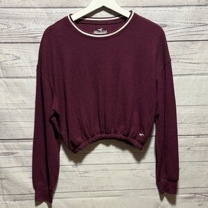 Hollister cropped Longsleeve top